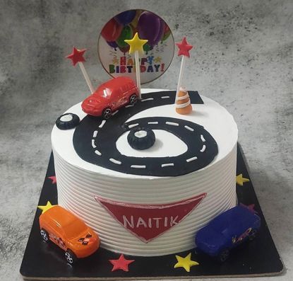 Picture of Car Theme Cake