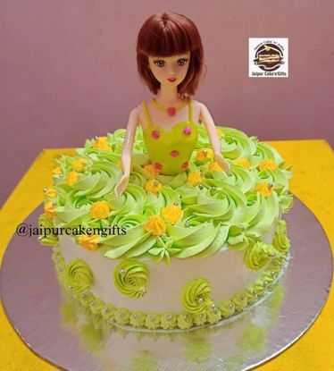 Picture of Green Doll Cake