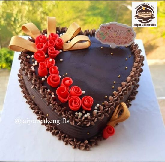 Picture of Heart Chocolate Cake