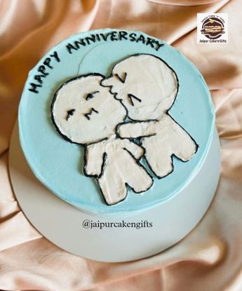 Picture of Kissing Bento Cake