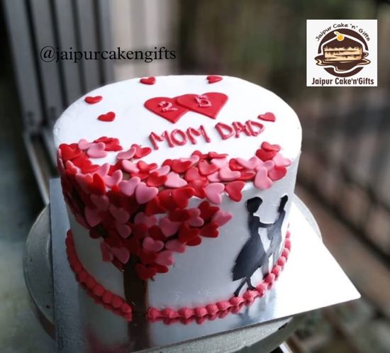 Picture of Beautiful Heart Tree Cake
