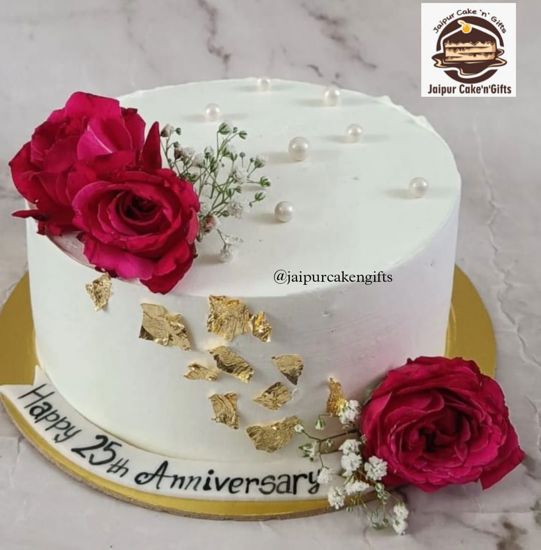 Picture of Natural Red Roses Cake