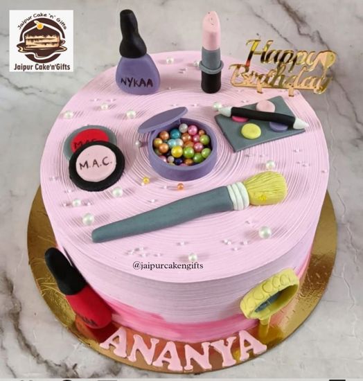 Picture of Make Up Theme Cake